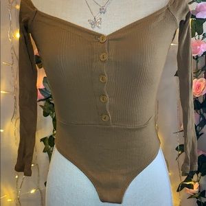 Off shoulder bodysuit